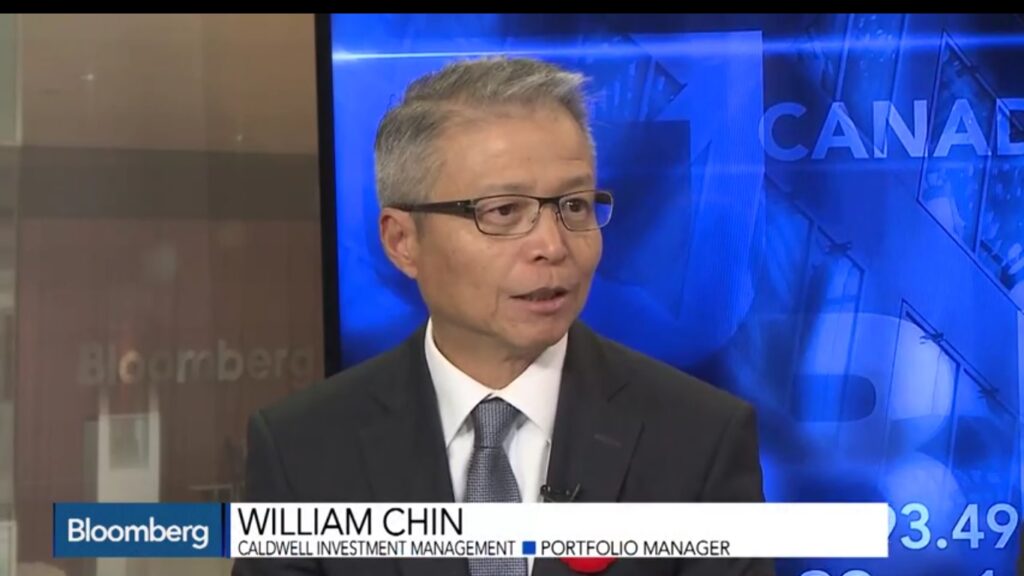 Image of William Chin on Bloomberg TV discussing global bond markets, Nov. 13, 2016.